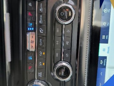 Certified 2022 Ford F150 Platinum w/ Equipment Group 701A High AWD/4WD image 16