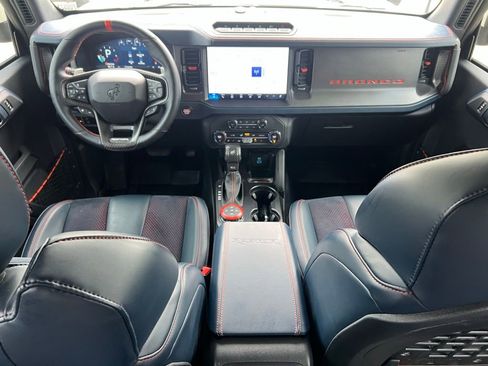 Used 2025 Ford Bronco Raptor AWD/4WD image 24