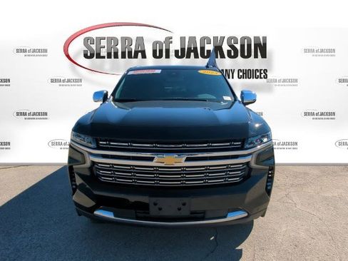 Used 2023 Chevrolet Tahoe Premier image 3