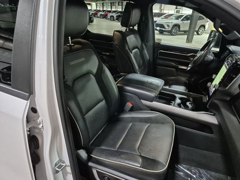 Used 2020 RAM 1500 Laramie AWD/4WD image 29