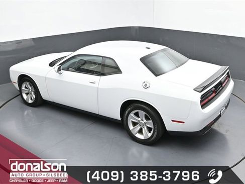 Used 2023 Dodge Challenger SXT image 17