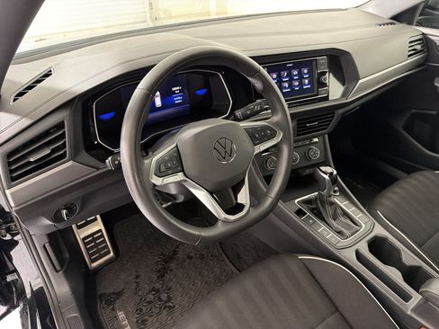 Used 2024 Volkswagen Jetta Sport FWD image 10