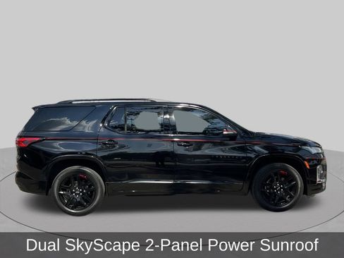 Used 2023 Chevrolet Traverse Premier w/ Redline Edition FWD image 6
