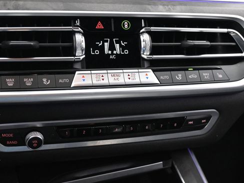 Used 2022 BMW X5 xDrive45e w/ Parking Assistance Package image 26