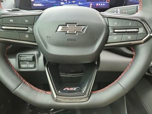 Used 2025 Chevrolet Silverado EV RST image 42