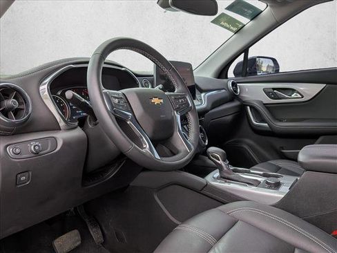 Used 2023 Chevrolet Blazer LT AWD/4WD image 9