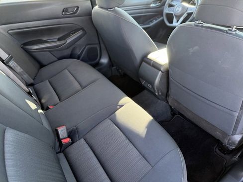 Used 2025 Nissan Altima 2.5 SV image 26