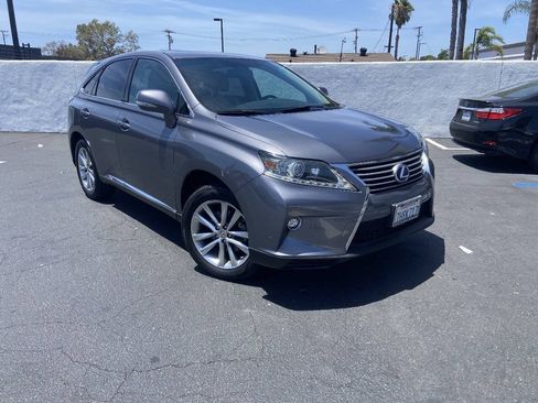 Used 2015 Lexus RX 450h FWD image 2