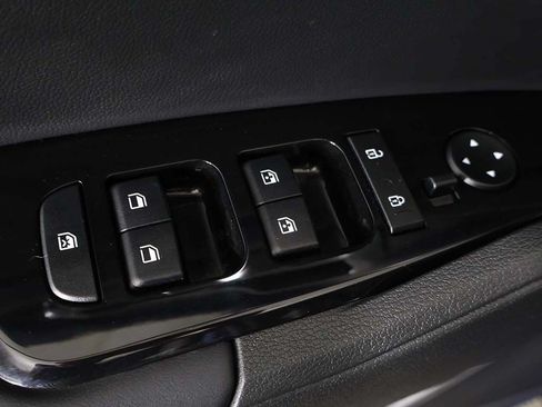 Used 2023 Kia Sportage EX AWD/4WD image 38