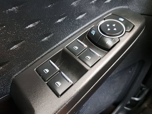 Used 2020 Ford Escape SE FWD image 22