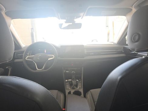 New 2026 Volkswagen Jetta SE FWD image 19