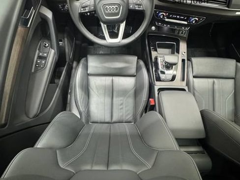 Used 2023 Audi Q5 2.0T Premium Plus w/ Premium Plus Package AWD/4WD image 30