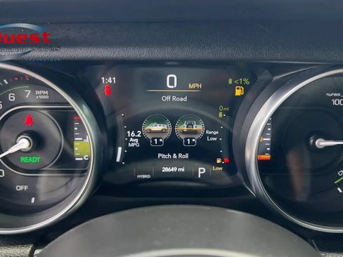 Used 2022 Jeep Wrangler Unlimited Sahara w/ Cold Weather Group AWD/4WD image 53