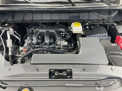 Certified 2026 Nissan Pathfinder SV FWD image 22