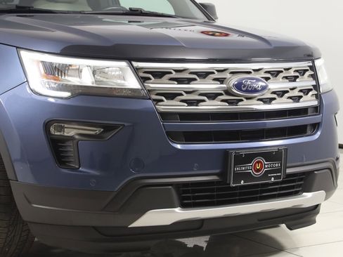 Used 2018 Ford Explorer XLT w/ Equipment Group 202A image 39