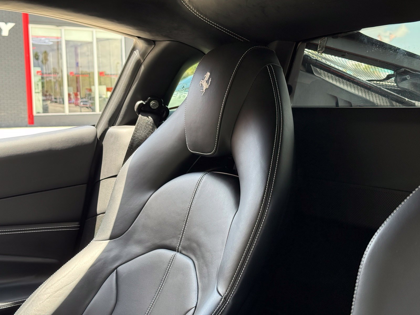 Used 2020 Ferrari F8 Tributo RWD image 27