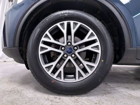 Used 2020 Ford Escape SEL image 14