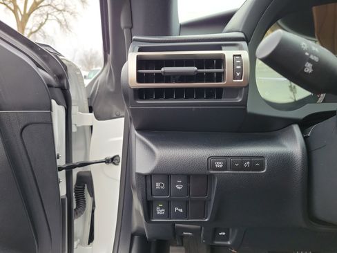 Used 2019 Lexus RC 300 AWD image 16