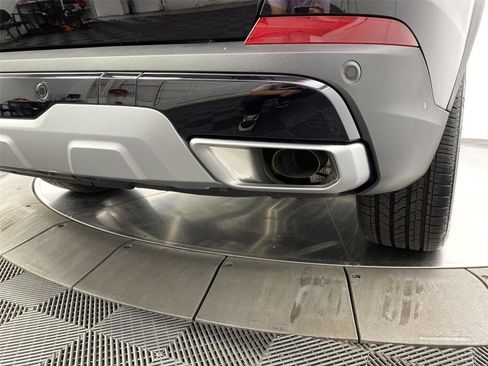 Used 2023 BMW X5 xDrive40i w/ Climate Comfort Package image 40