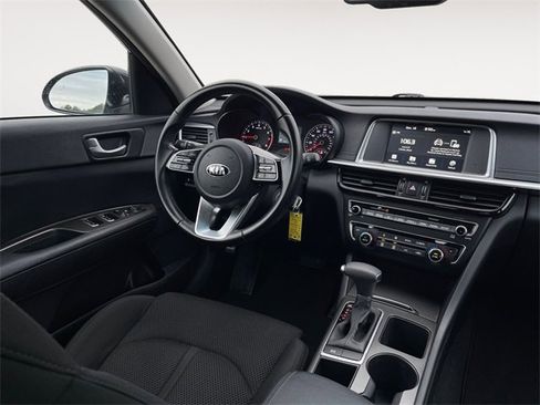 Used 2019 Kia Optima LX w/ LX Premium Package image 10