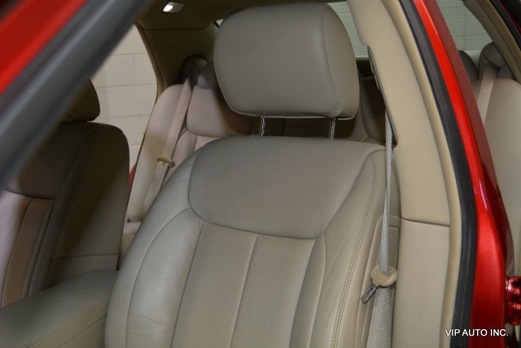 Used 2010 Cadillac DTS FWD image 13