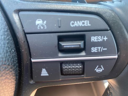 Used 2025 Honda Accord Sport image 24
