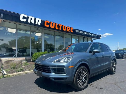 Used 2019 Porsche Cayenne AWD/4WD image 1