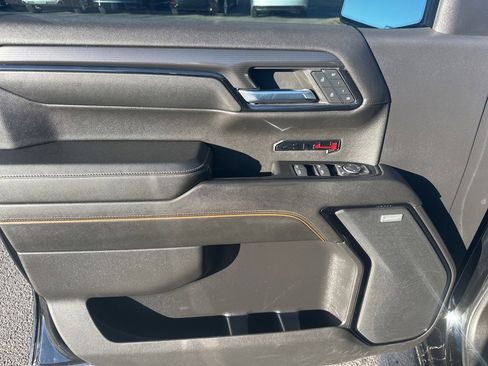 Used 2024 GMC Sierra 1500 AT4 w/ Technology Package image 16