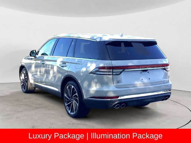Used 2020 Lincoln Aviator Reserve w/ Equipment Group 202A AWD/4WD image 3