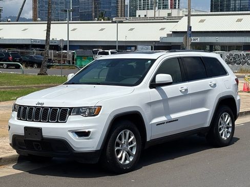 Used 2021 Jeep Grand Cherokee Laredo X RWD image 1