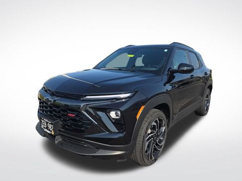 Used 2025 Chevrolet TrailBlazer RS w/ Driver Confidence Package AWD/4WD image 8