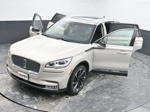 Used 2024 Lincoln Aviator Reserve w/ Equipment Group 201A AWD/4WD image 63