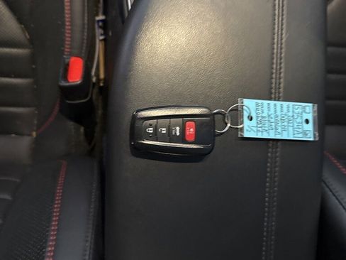 Used 2021 Toyota Avalon TRD image 39