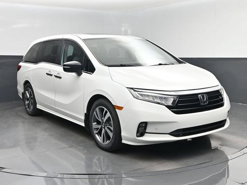 Used 2021 Honda Odyssey Touring image 8