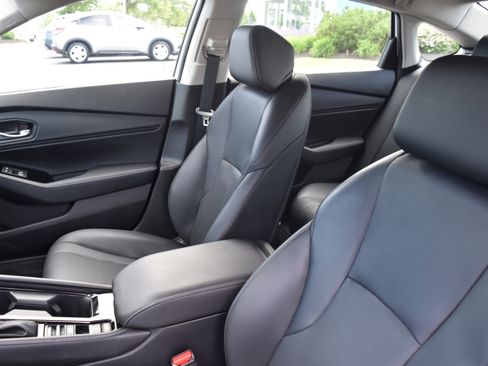 Used 2024 Honda Accord Touring image 10