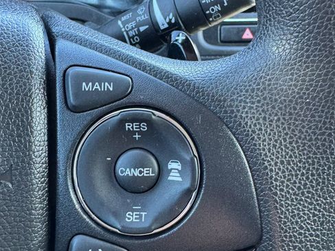 Used 2021 Honda HR-V EX image 13