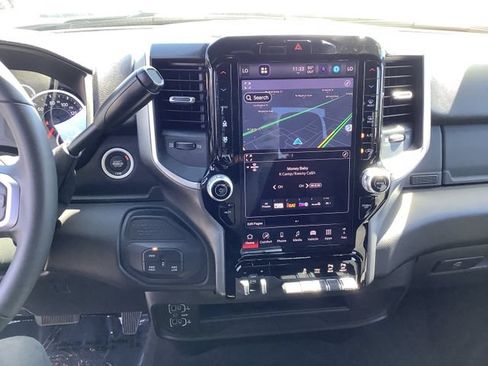 Used 2025 RAM 2500 Big Horn AWD/4WD image 17