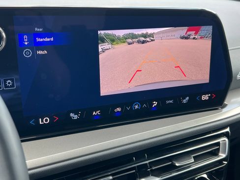 Certified 2026 Chevrolet Traverse LT AWD/4WD image 28
