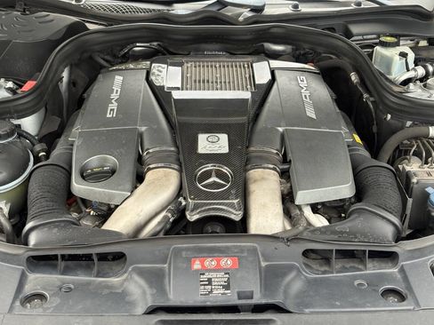 Used 2013 Mercedes-Benz CLS 63 AMG image 30