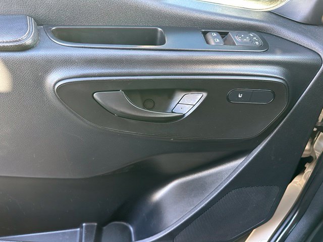 Used 2024 Mercedes-Benz Sprinter 2500 image 18