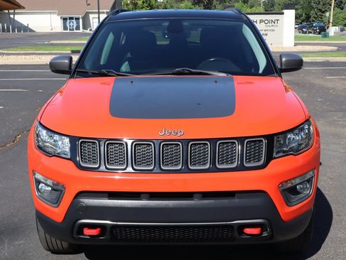 Used 2017 Jeep Compass Trailhawk w/ Popular Equipment Group AWD/4WD image 12