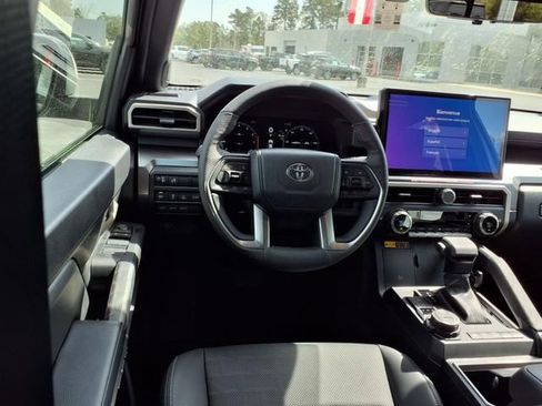 New 2025 Toyota Tacoma TRD Off-Road w/ TRD Off Road Premium Package AWD/4WD image 10