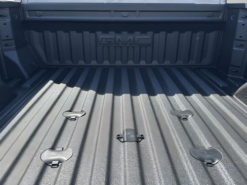 New 2026 GMC Sierra 2500 AT4X AWD/4WD image 29