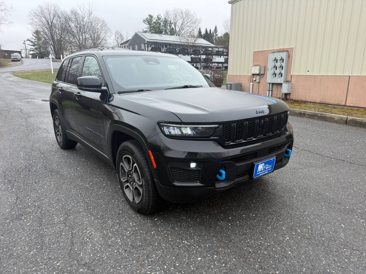 Used 2023 Jeep Grand Cherokee Trailhawk w/ Luxury Tech Group III AWD/4WD image 7