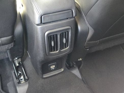 Used 2021 Jeep Compass Latitude FWD image 15