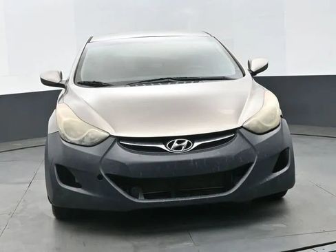 Used 2012 Hyundai Elantra GLS w/ Preferred Pkg 3 FWD image 3