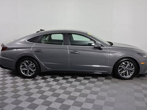 Used 2023 Hyundai Sonata SEL FWD image 9