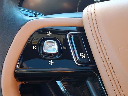 Certified 2024 Lincoln Aviator Black Label w/ Jet Package image 12