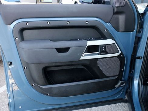 Used 2023 Land Rover Defender 110 S image 15