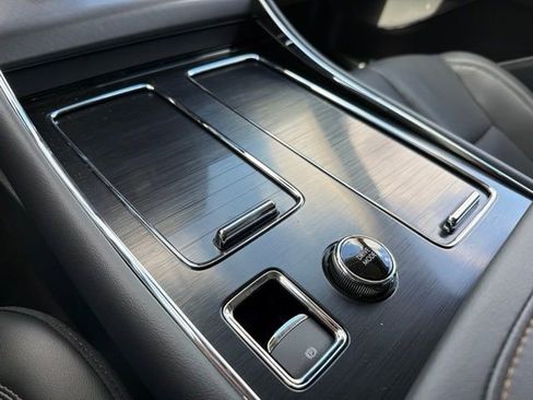 New 2026 Lincoln Aviator AWD image 17